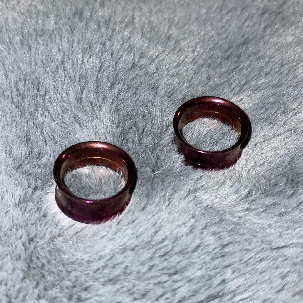 7/8” 22mm purple gold anodized surgical steel tunnels